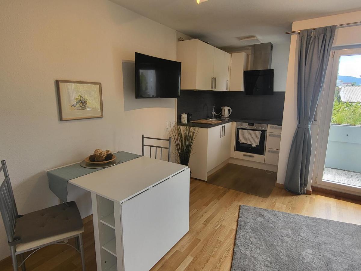 Ferienwohnung Am Seepark ไฟรบวร์กอิมไบรส์เกา ภายนอก รูปภาพ